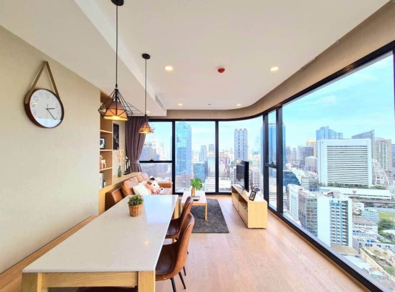 𝐂𝐨𝐧𝐝𝐨 𝐀𝐬𝐡𝐭𝐨𝐧 𝐂𝐡𝐮𝐥𝐚 - 𝐒𝐢𝐥𝐨𝐦 (Professional Real Estate Broker)💎💎 – รูปที่ 2