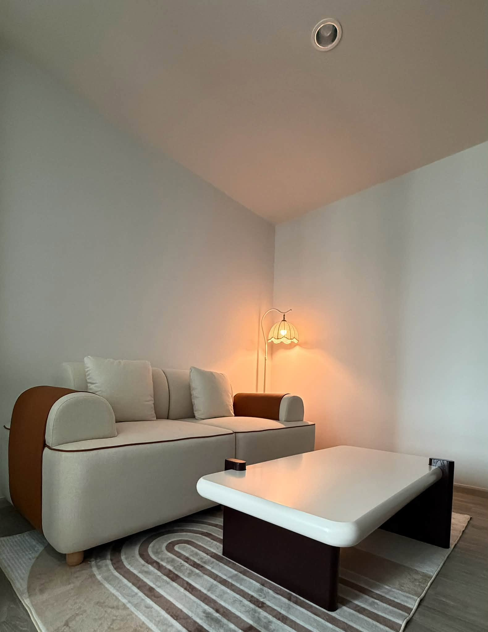 ให้เช่า Regent Home Bangna ห้องพักโทนอบอุ่น ตกแต่งบิวท์อินสวยลงตัว พร้อมวิวเปิดโล่ง ไม่โดนตึกบัง เหมาะสำหรับพักผ่อนในทุกวัน – รูปที่ 2