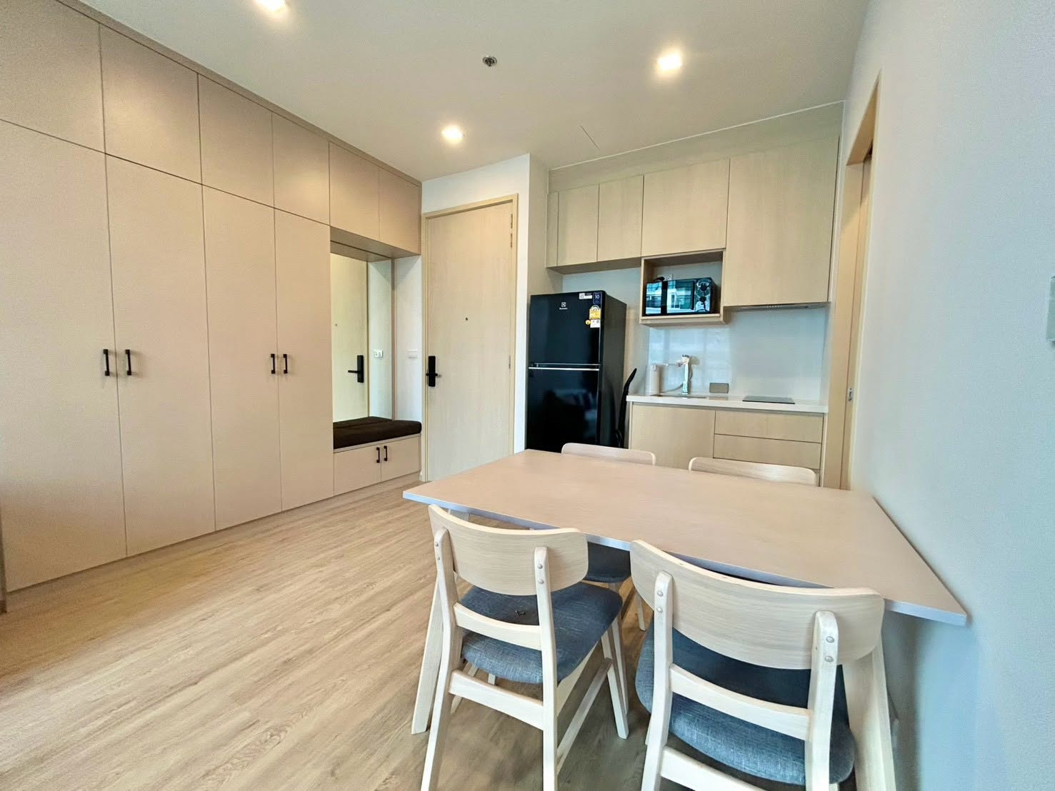 🚨 URGENT RENTAL 1 Bedroom  42sqm  45,000 THB/Month  𝗡𝗢𝗕𝗟𝗘 𝗦𝗧𝗔𝗧𝗘 𝟯𝟵 – รูปที่ 4