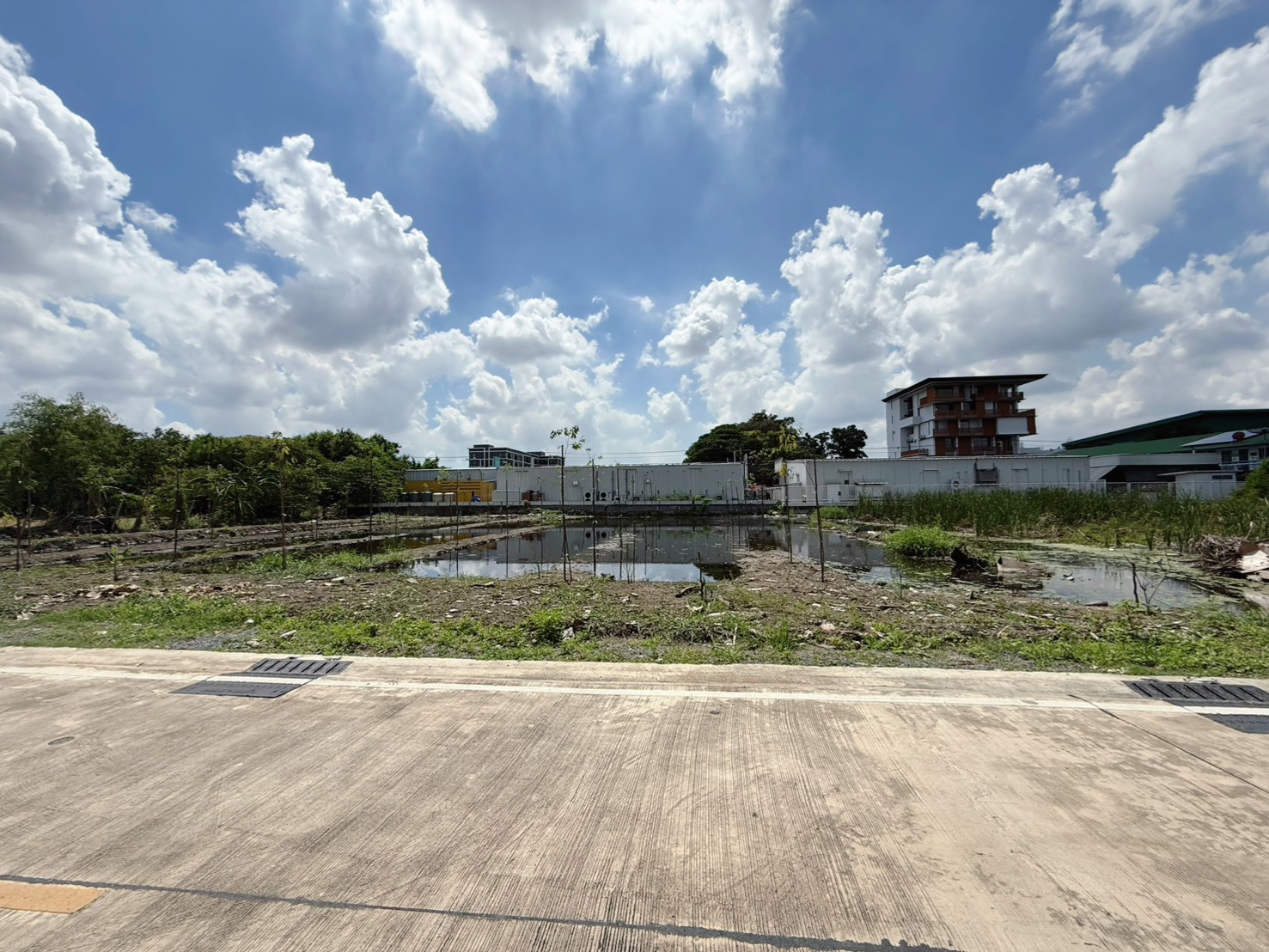 Empty land for sale, Soi Sridan 22, Srinakarin Road, near Makro Srinakarin, only 5 minutes, between the Yellow Line. Sri Lasalle Station and Sri Bearing Station are only about 5 minutes away. – รูปที่ 4
