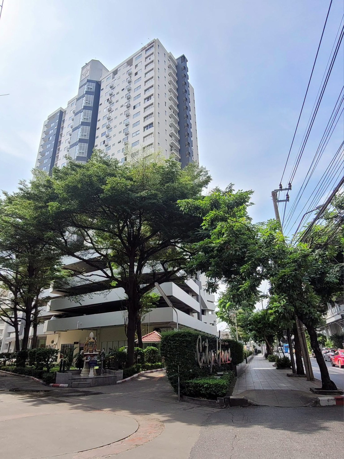 For rent City Home Sukhumvit (City Home Sukhumvit) Condo located near BTS Udomsuk.