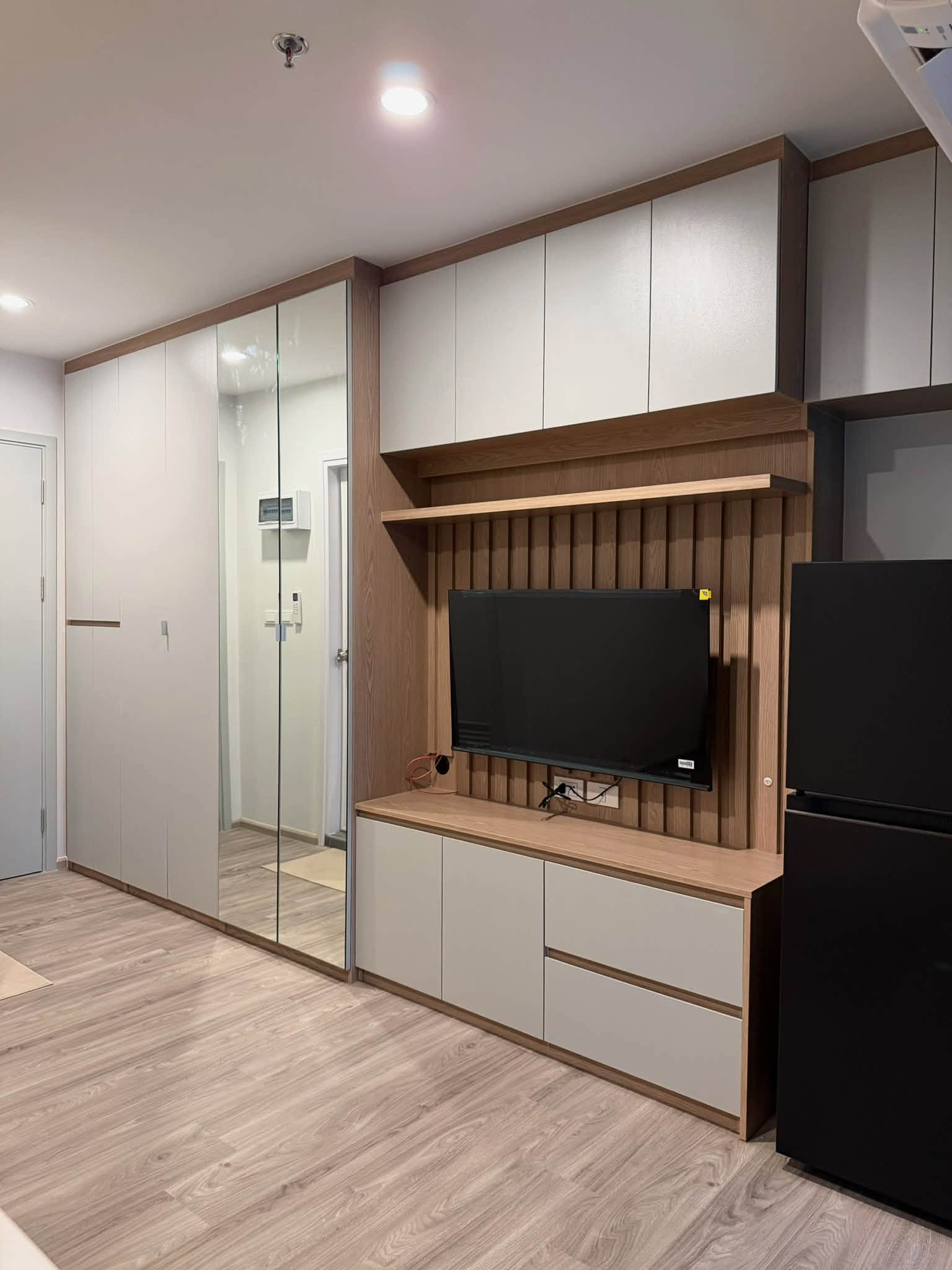 ให้เช่า Regent Home Bangna ห้องพักโทนอบอุ่น ตกแต่งบิวท์อินสวยลงตัว พร้อมวิวเปิดโล่ง ไม่โดนตึกบัง เหมาะสำหรับพักผ่อนในทุกวัน – รูปที่ 4