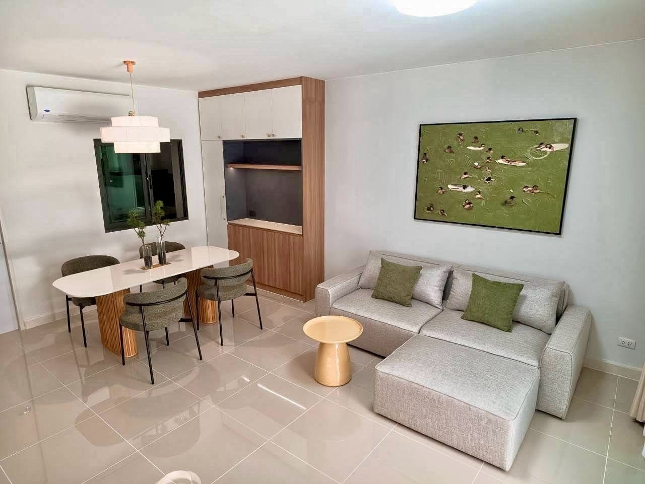 🌟Townhome for Rent | PLENO Sukhumvit–Bangna 3. A beautifully decorated, fully furnished two-storey townhome featuring 3 bedrooms and 2 bathrooms, ready to move in.💥Rental Fee: 40,000 THB/month. 