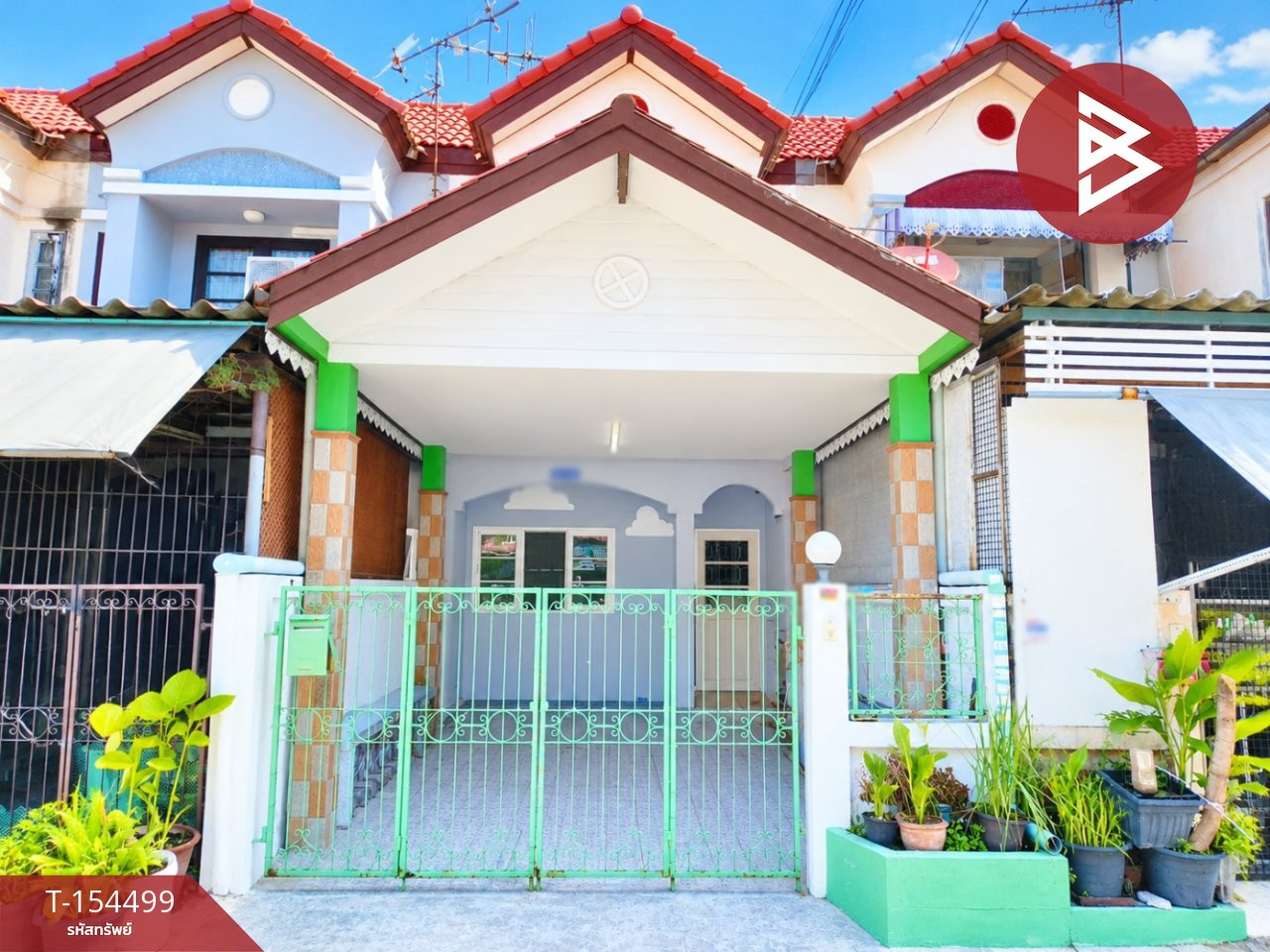 Townhouse for sale, area 16.5 square meters, Mekfa Ville Village, Tai Ban, Samut Prakan.