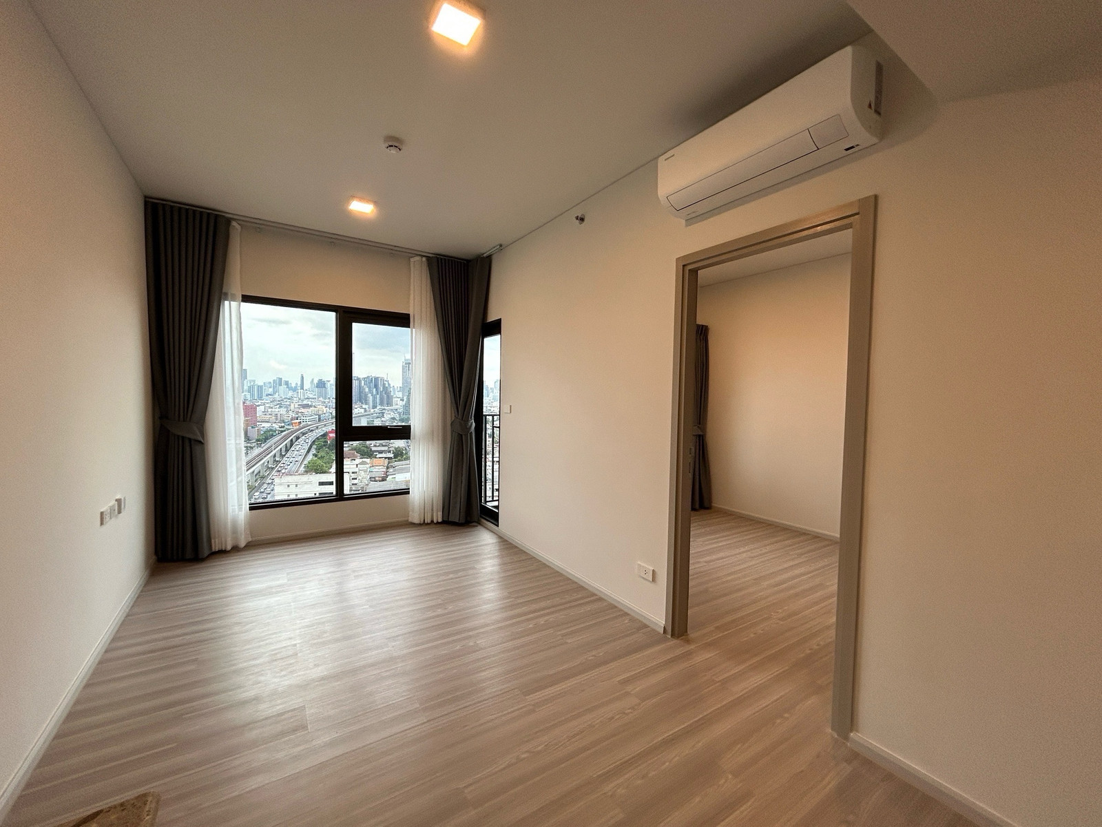 ด่วน 🔥 ห้องใหม่ 1 ห้องนอน 1 ห้องนั่งเล่น | ตร.ม 29.18 ตรม | อยู่ติดกับ BTS สถานี โพธิ์นิมิตร | คอนโด Quintara MHy'DEN Pho Nimit (ควินทารา มาย'เดน โพธิ์นิมิตร) | ขาย 2.94 ล้าน (รวมโอน) *📞 นัดชมห้อง 084-030-4849 (คุณอาย) ด่วน 🔥 ห้องใหม่ 1 ห้องนอน 1 ห้องนั่งเล่น | ตร.ม 29.18 ตรม | อยู่ติดกับ BTS สถานี โพธิ์นิมิตร | คอนโด Quintara MHy'DEN Pho Nimit (ควินทารา มาย'เดน โพธิ์นิมิตร) | ขาย 2.94 ล้าน (รวมโอน) *📞 นัดชมห้อง 084-030-4849 (คุณอาย)