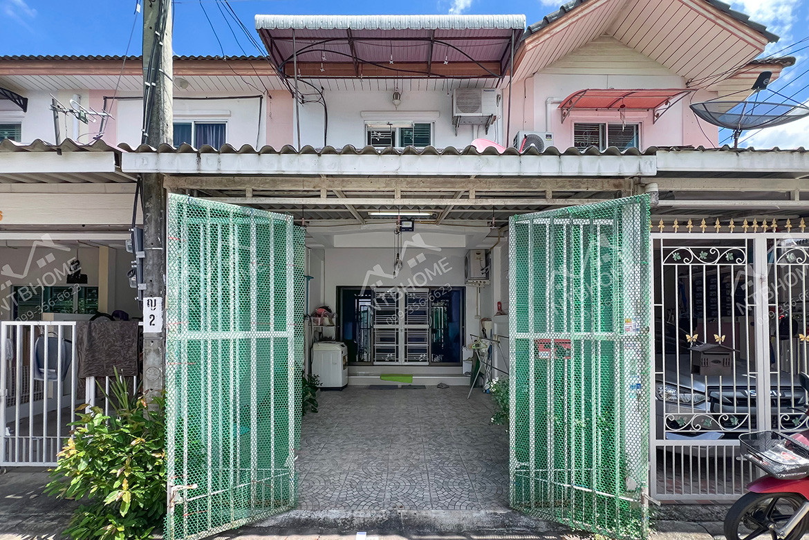 หมู่บ้านนวรัตน์ บางบัวทอง แปลงหน้าสวน ต่อเติมครบ ทำเลดีในซอยจันทร์ทองเอี่ยม