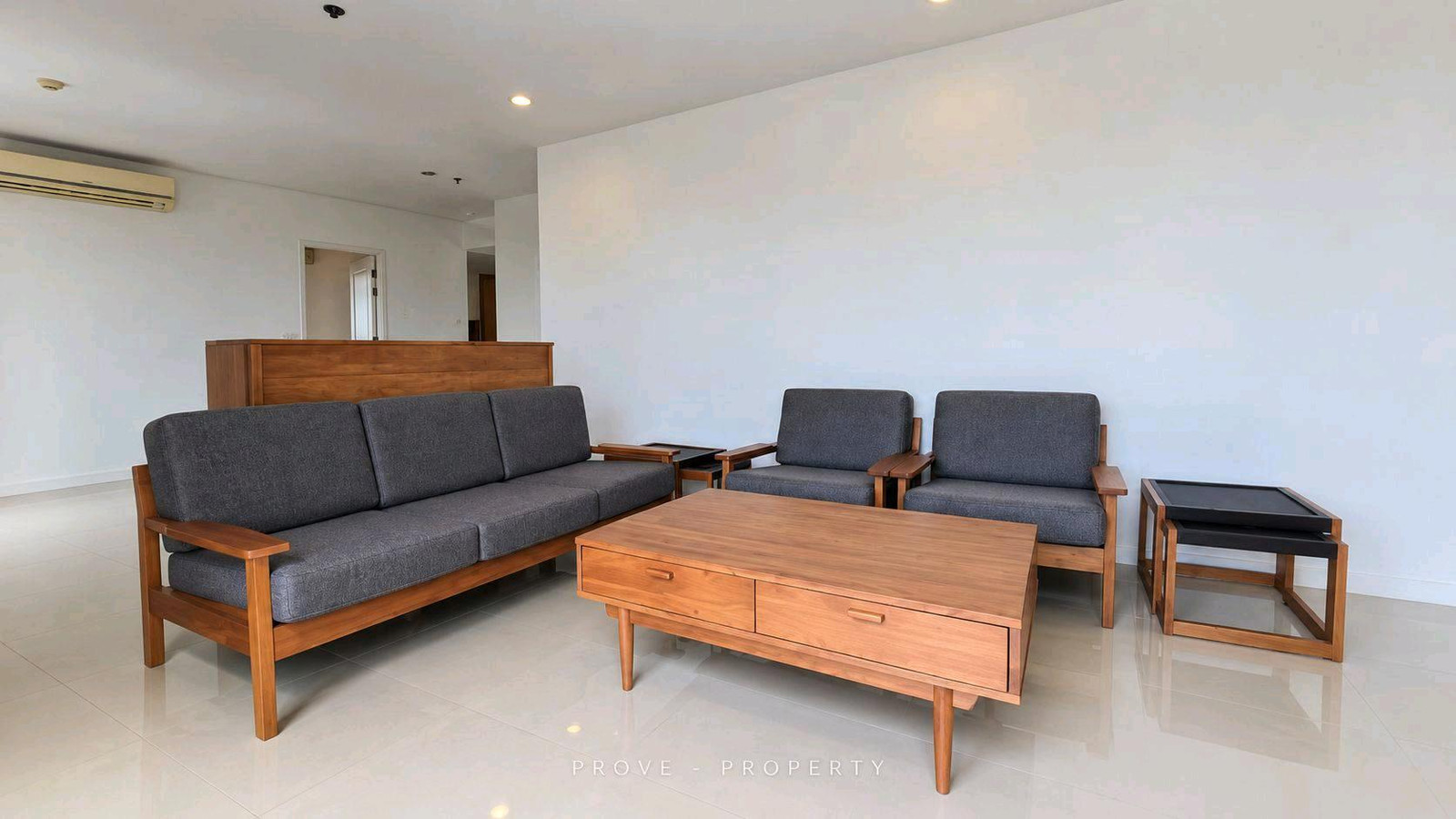 Luxury Sky Penthouse 312.80 SQ.M. | High Floor | 4 Bedrooms | Villa Asoke | 086-929-9929