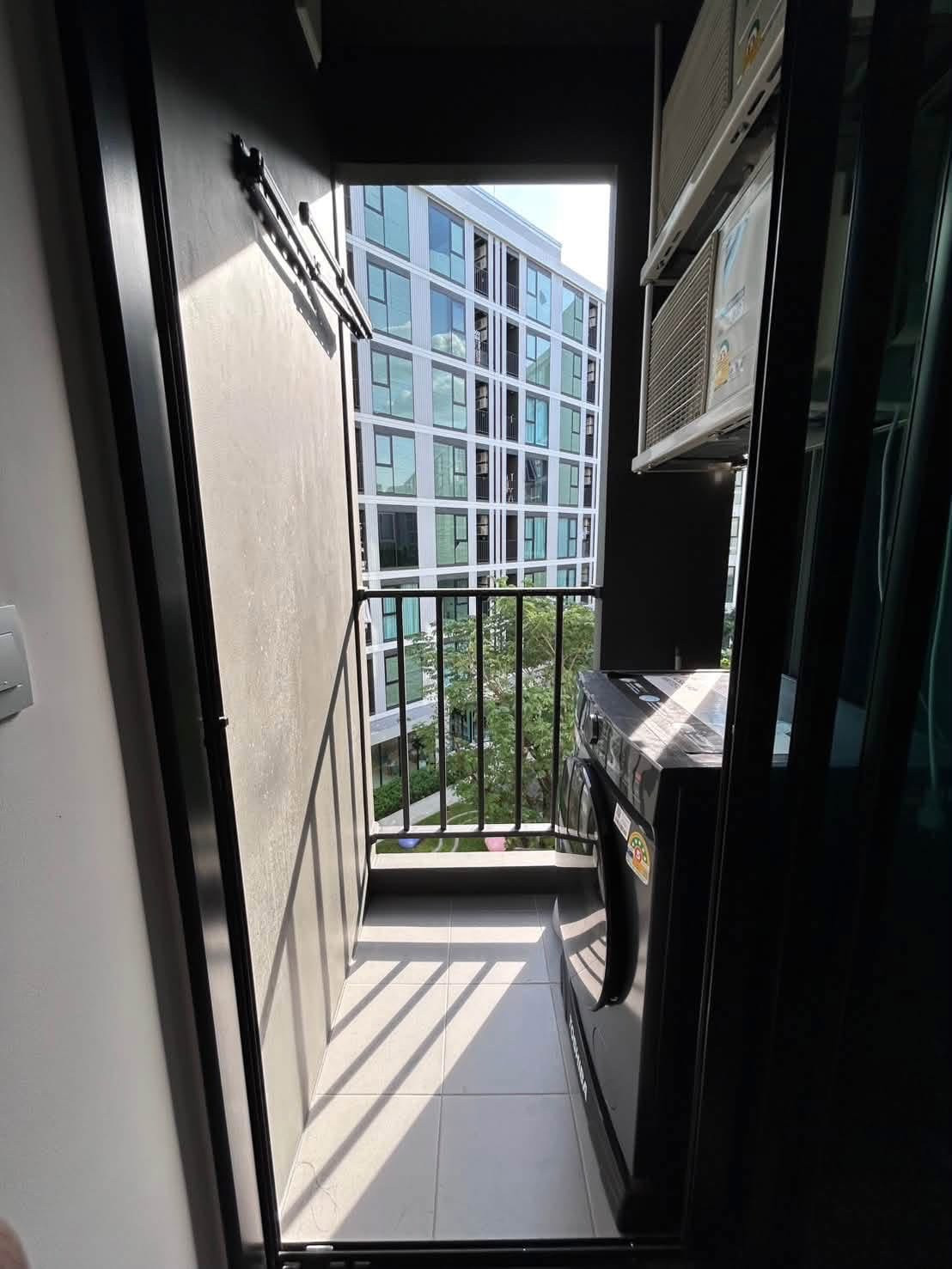 ✨🏢Atmoz Oasis Onnut  ห้องแบบครัวติดระเบียง ปิดกระจกแยกห้อง – รูปที่ 4