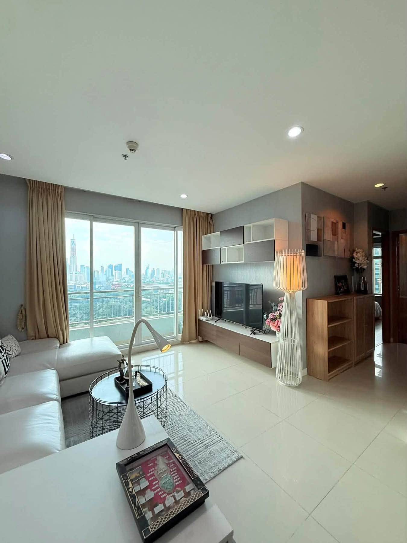 ให้เช่า Circle Phetchaburi 36  ห้องมุม Floor-to-Ceiling View ชั้นสูง เทควิว – รูปที่ 3