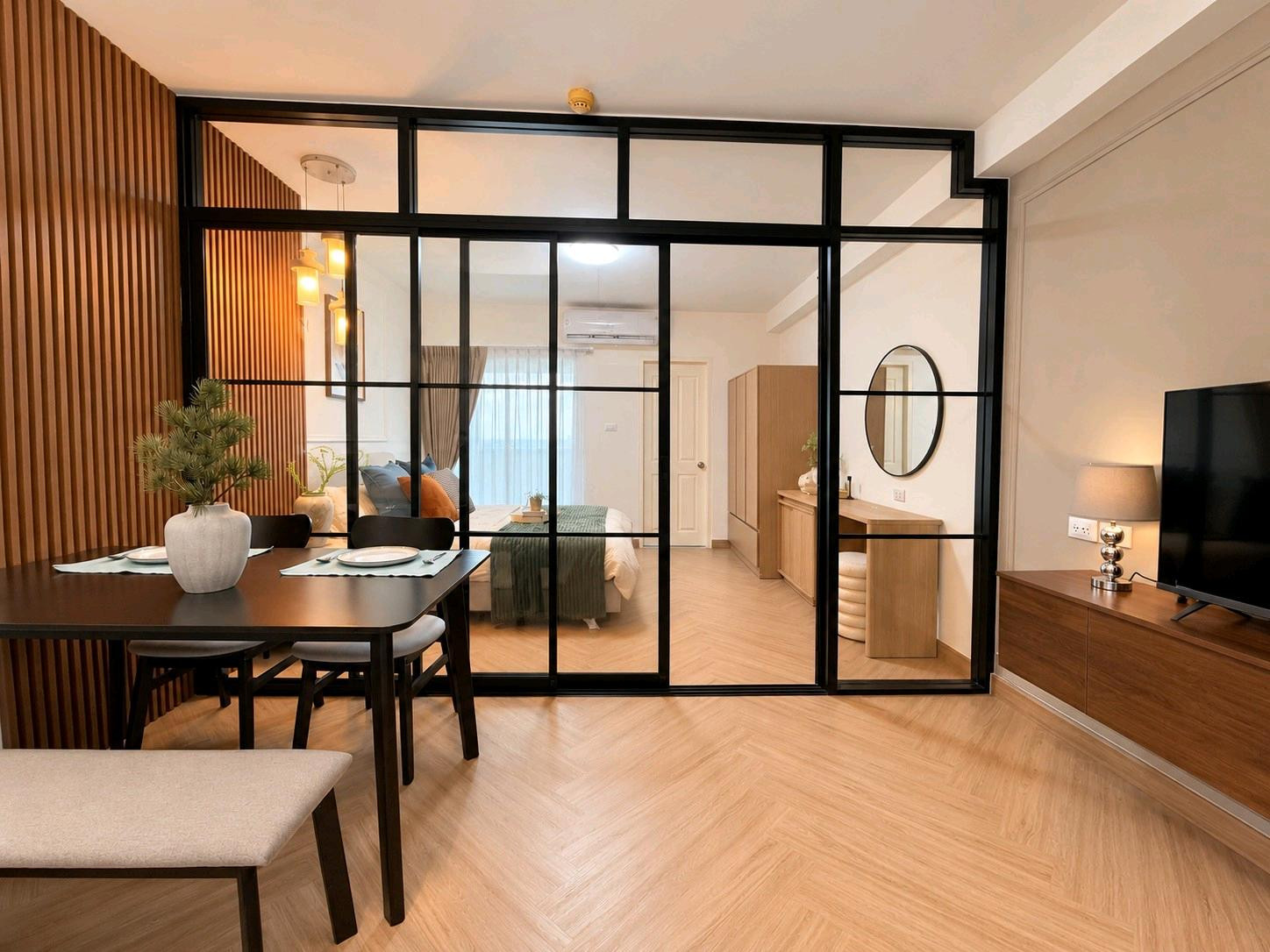 ‼️🔥Newly renovated condo, beautifully decorated in Modern Contemporary style, near BTS Kaset, only 500 meters. ‼️🔥Newly renovated condo, beautifully decorated in Modern Contemporary style, near BTS Kaset, only 500 meters.