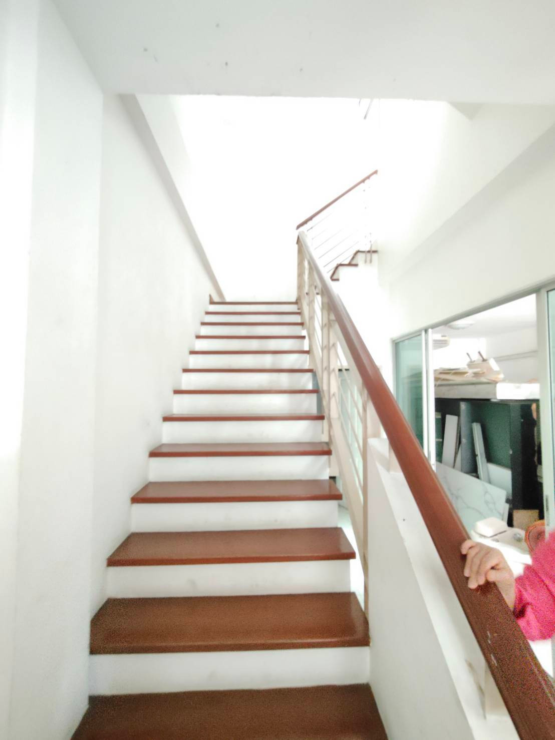  ให้เช่าด่วนมาก  ทาวน์โฮม 3 ชั้น บ้านกลางเมือง บริติช ทาวน์ ศรีนครินทร์ (Baan Klang Muang British Town Srinakarin) – รูปที่ 2