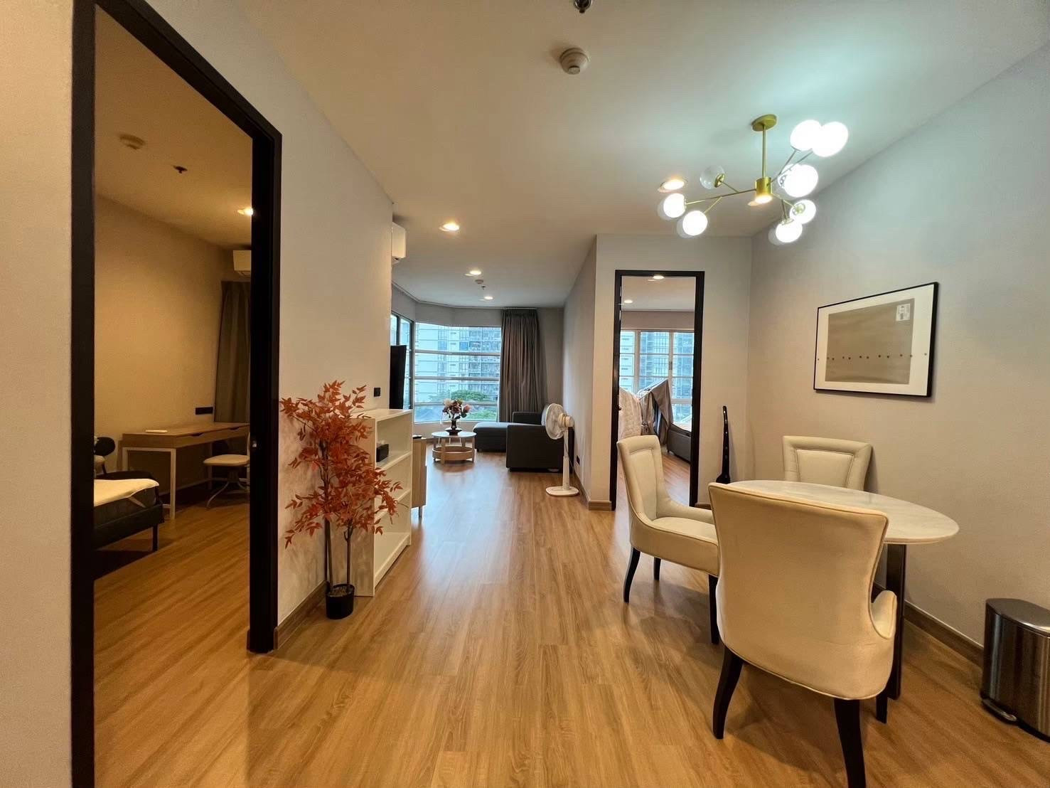 ready to move 2 bedrooms in CBD !!!
