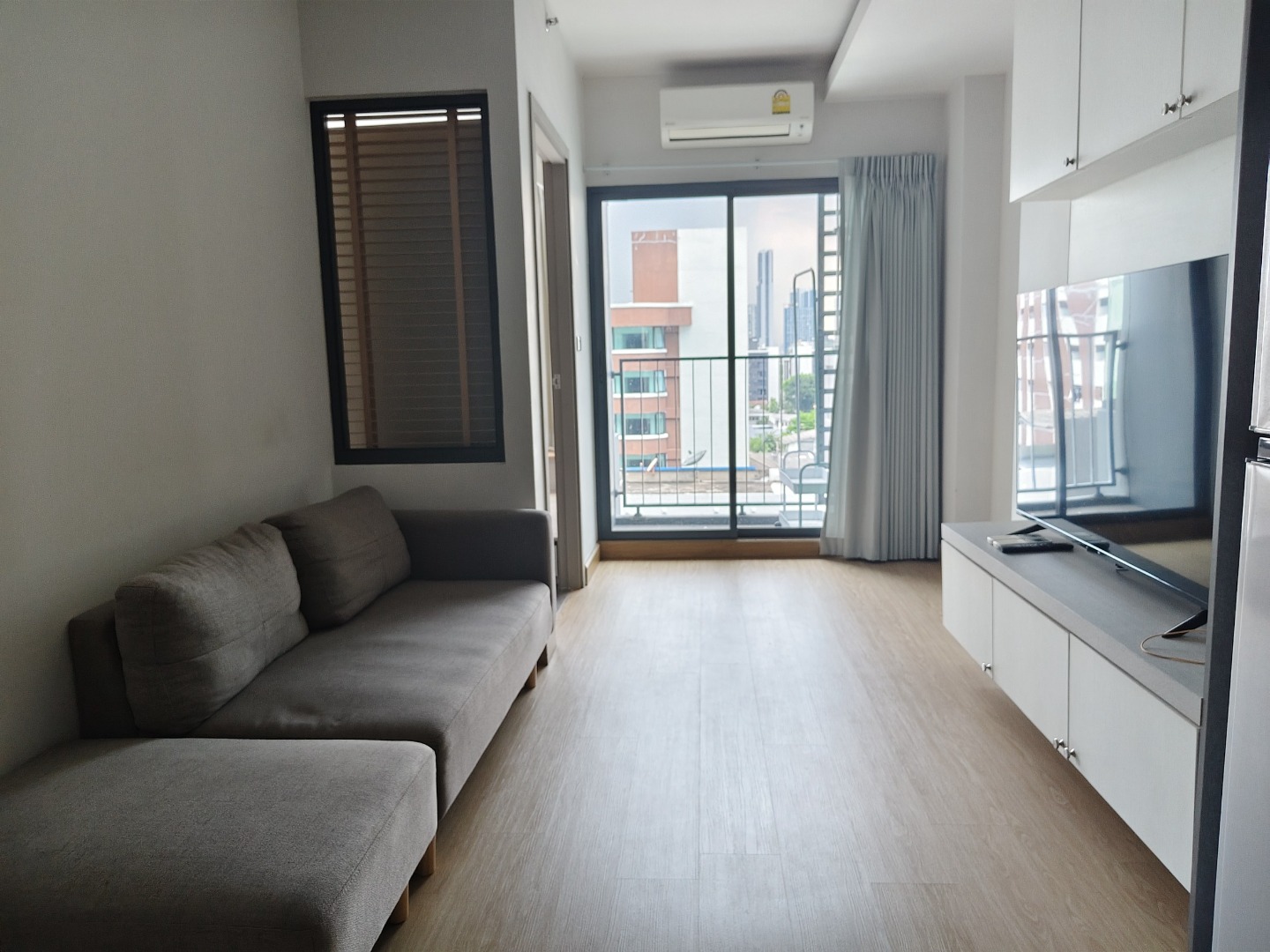 🔥 ห้องใหญ่! ราคาดี! | IDEO Sukhumvit 93 | 1 Bedroom | 34 ตร.ม. | ชั้น 8 | ใกล้ BTS บางจาก | ทำเลสุขุมวิท เดินทางสะดวก ใกล้แหล่งช้อปปิ้งและร้านอาหาร | เพียง 18,500 บาท/เดือน 🔥 ห้องใหญ่! ราคาดี! | IDEO Sukhumvit 93 | 1 Bedroom | 34 ตร.ม. | ชั้น 8 | ใกล้ BTS บางจาก | ทำเลสุขุมวิท เดินทางสะดวก ใกล้แหล่งช้อปปิ้งและร้านอาหาร | เพียง 18,500 บาท/เดือน