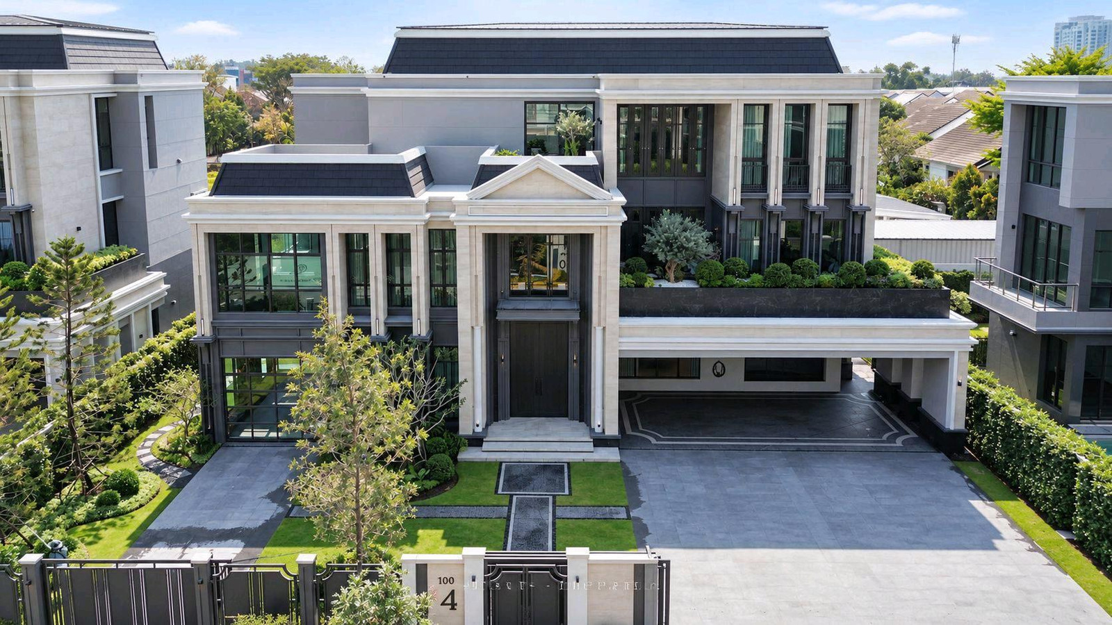 CONNOISSEUR Phatthanakan | SÈVRES | 5 Bedrooms | 952 SQ.M. | Private Pool | Private Lift | Fully Furnished