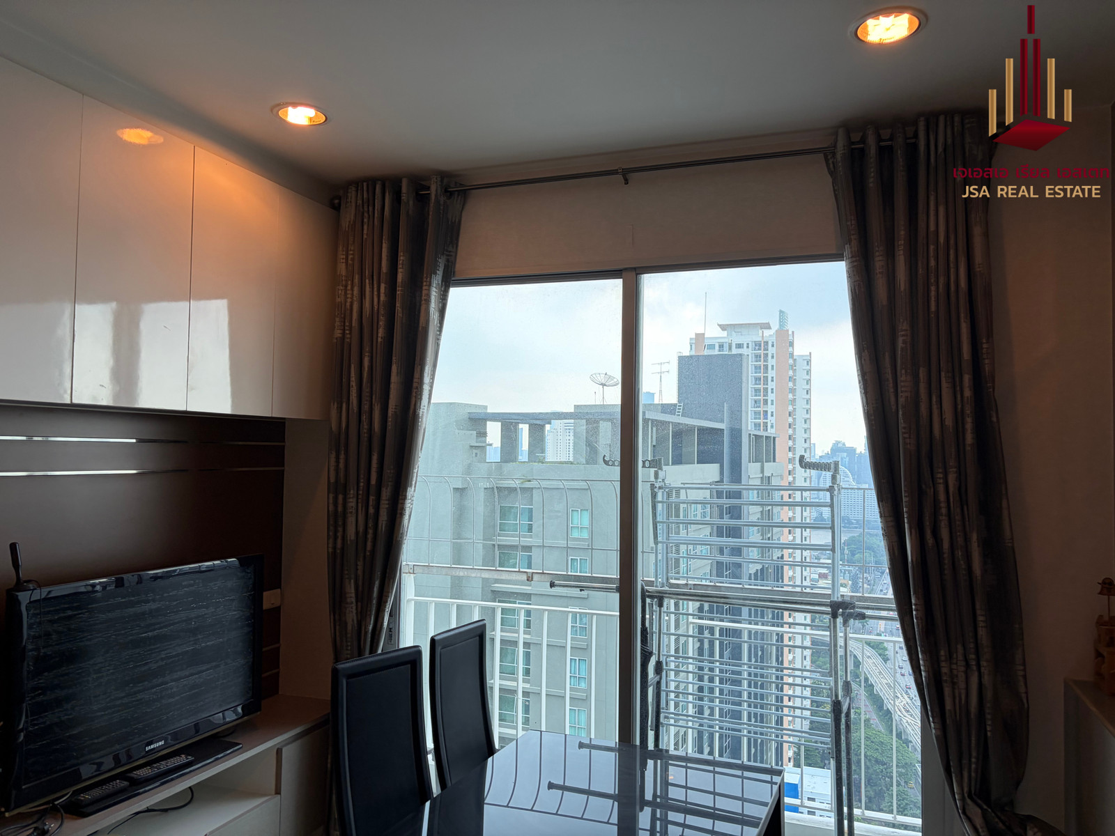 ✨ For Sale: Q House Sathorn Condo ✨ 💰 Only 10,900,000 THB
