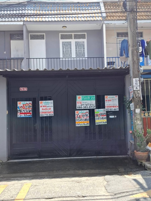 Townhouse for rent, Minburi, Hathairat Rd. Townhouse for rent, Minburi, Hathairat Rd.