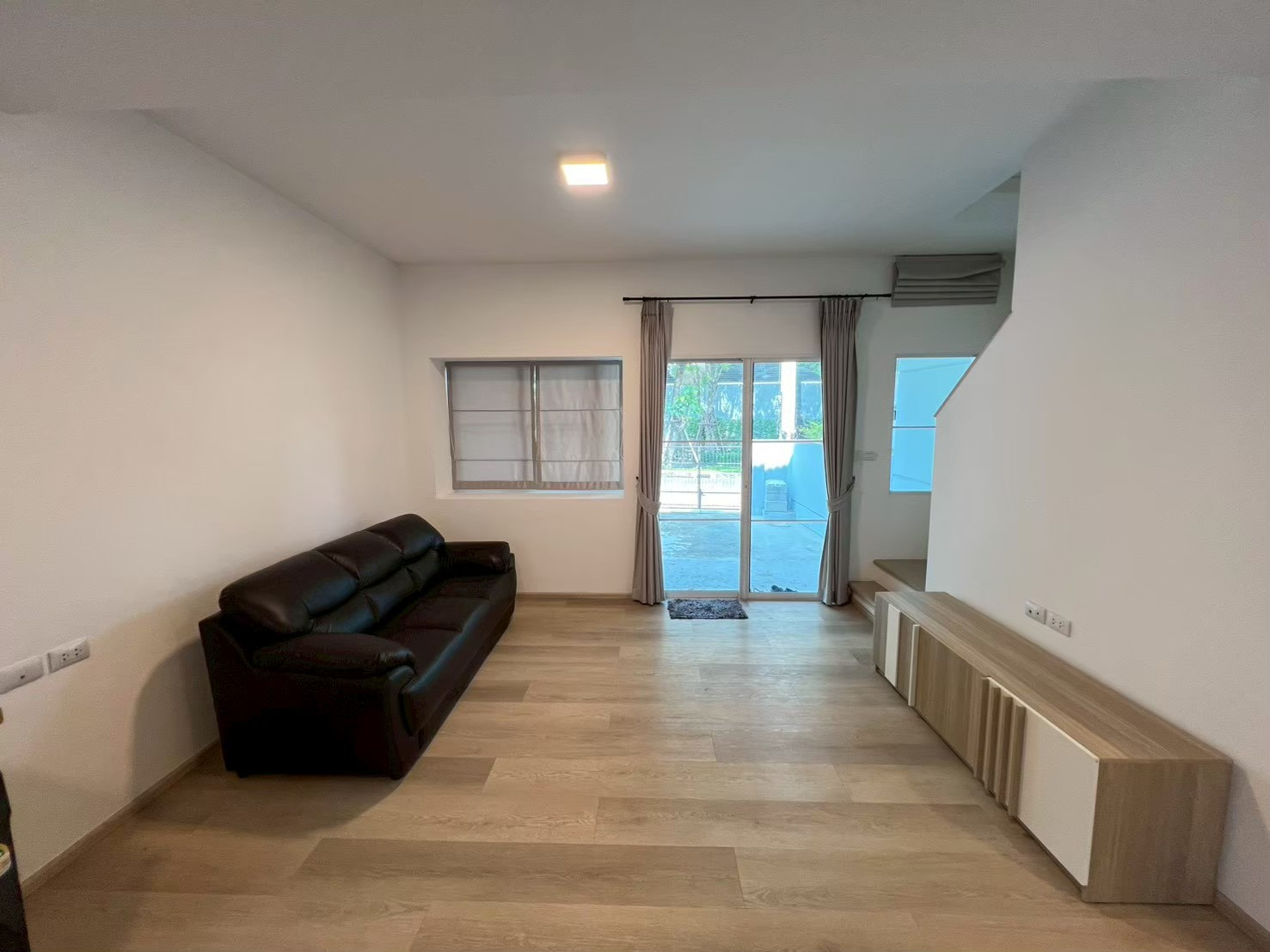 For urgent rent, Townhome Indy 4 Bangna-Km.7 near Mega Bangna. Ready to move in – รูปที่ 3