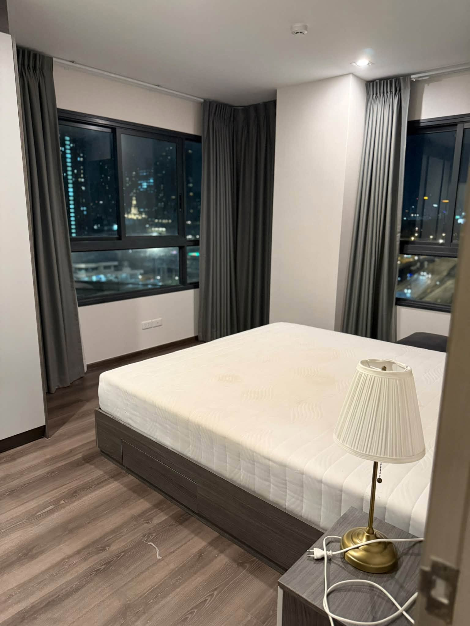 ให้เช่า IDEO RAMA9-ASOKE 70ตรม ใกล้ MRT พระราม 9 ราคา 55,000 บาท/เดือน ให้เช่า IDEO RAMA9-ASOKE 70ตรม ใกล้ MRT พระราม 9 ราคา 55,000 บาท/เดือน