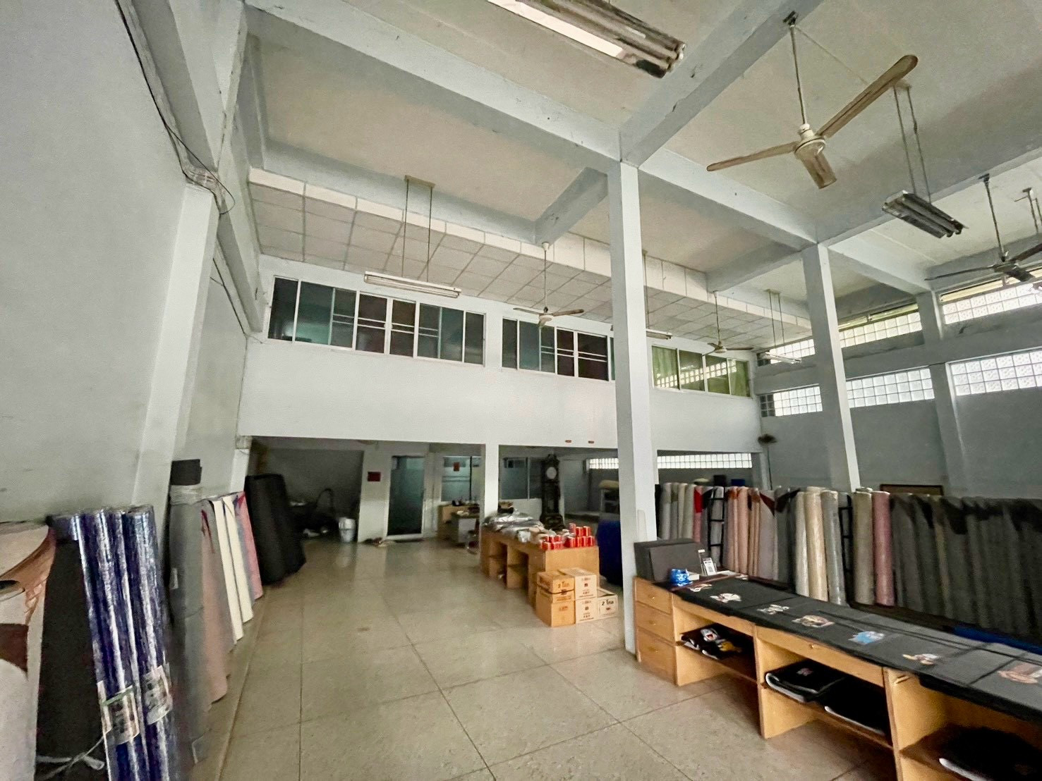 ขายตึก 3 คูหา  2 ชั้นครึ่ง  ซอยโภคานุสรณ์ 1  อำเภอเมืองอุดรธานี  ใกล้เซ็นทรัล  – รูปที่ 2