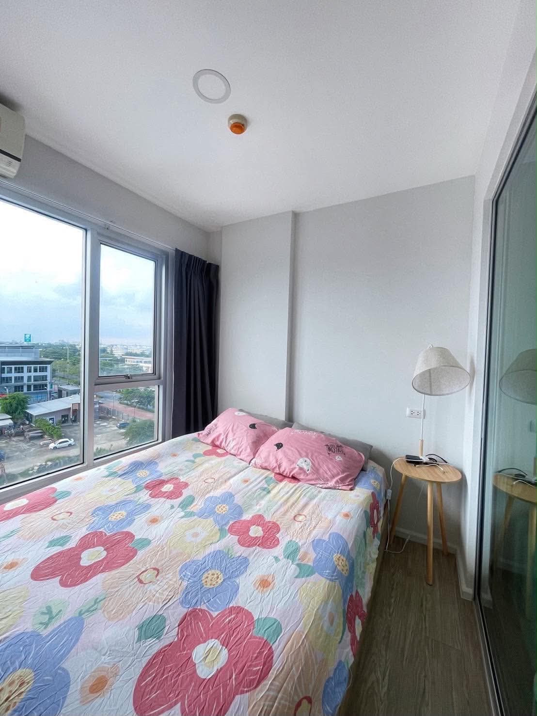 Happy Condo Don Mueang The Terminal, ready to move in, complete with electrical appliances. Happy Condo Don Mueang The Terminal, ready to move in, complete with electrical appliances.