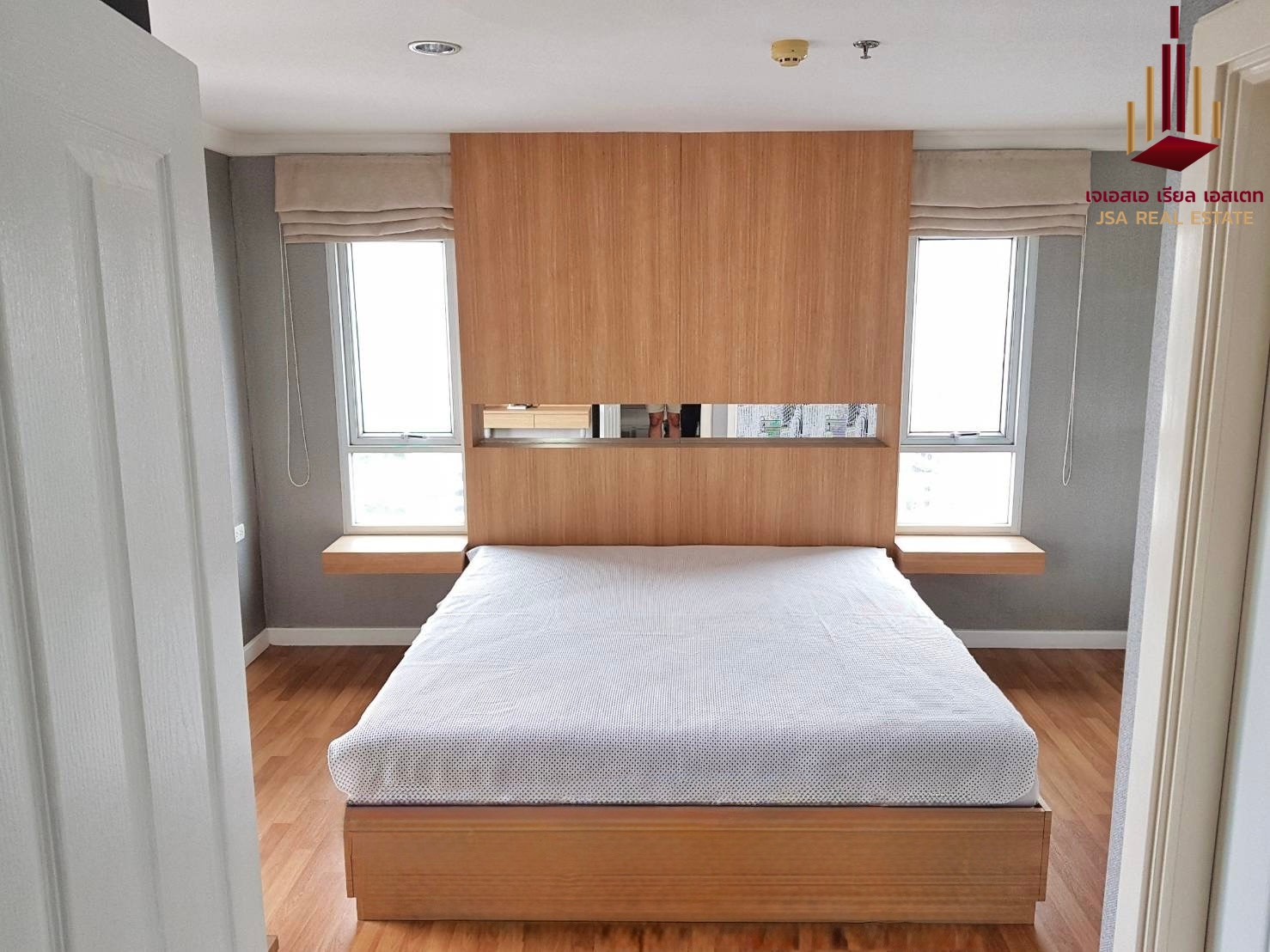✨ For Sale: Lumpini Place Rama 9 - Ratchada Condo ✨ 💰 Only 6,000,000 THB
