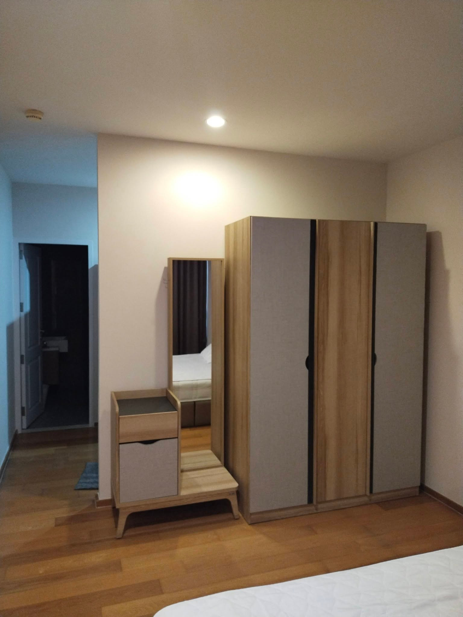 ปล่อยเช่า โนเบิลรีรีโวสีลม ขาย 8.5 ล้านค่าโอนออกคนละครึ่งให้เฟอร์นิเจอร์ทุกอย่างตามรูป 23,000 บาท/เดือน – รูปที่ 4