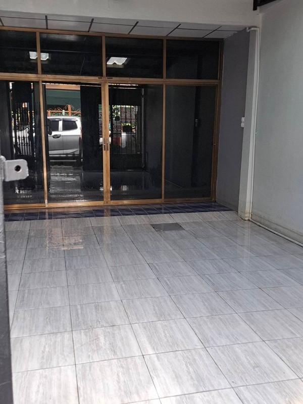 Townhouse for rent, Minburi, Hathairat Rd. – รูปที่ 2