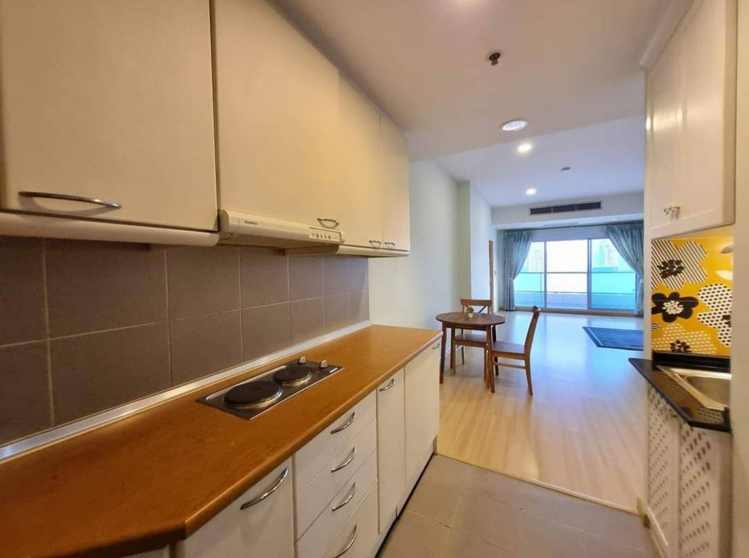 [For rent] Nondzee Condominium, Chan-Sathorn Road | 1 bedroom, 58 sq m, 16th floor, fully furnished, premium, minimalist. Custom made classic curtains Ready to move in – รูปที่ 3