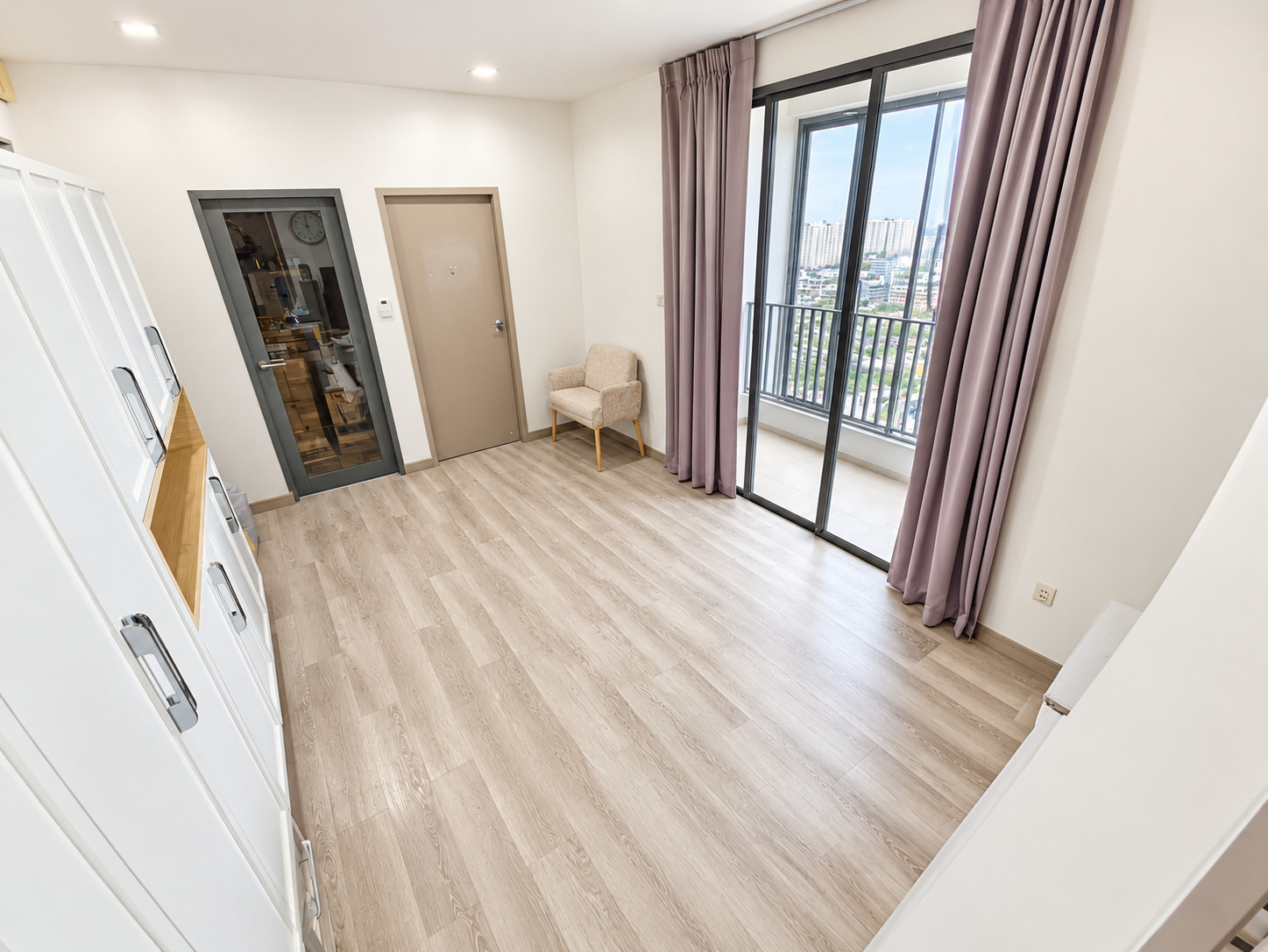 ✨ Hot Deal - 2 Bedroom | 1 Bathroom | Near BTS On Nut Station only 120m away!! ✨ ✨ Hot Deal - 2 Bedroom | 1 Bathroom | Near BTS On Nut Station only 120m away!! ✨