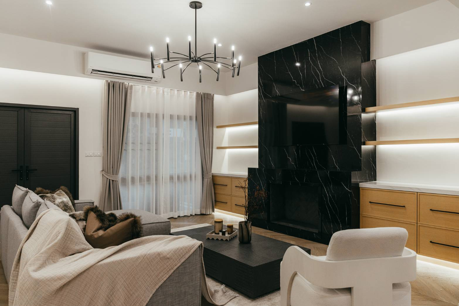 ✨ 5-Min Walk to BTS Phra Khanong! For Rent 5-Bed Townhouse at Regent 71 Place 💎