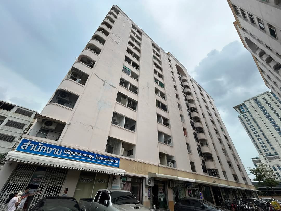 Urgent sale, hot money.. Lotus Condo Town Chaengwattana Urgent sale, hot money.. Lotus Condo Town Chaengwattana