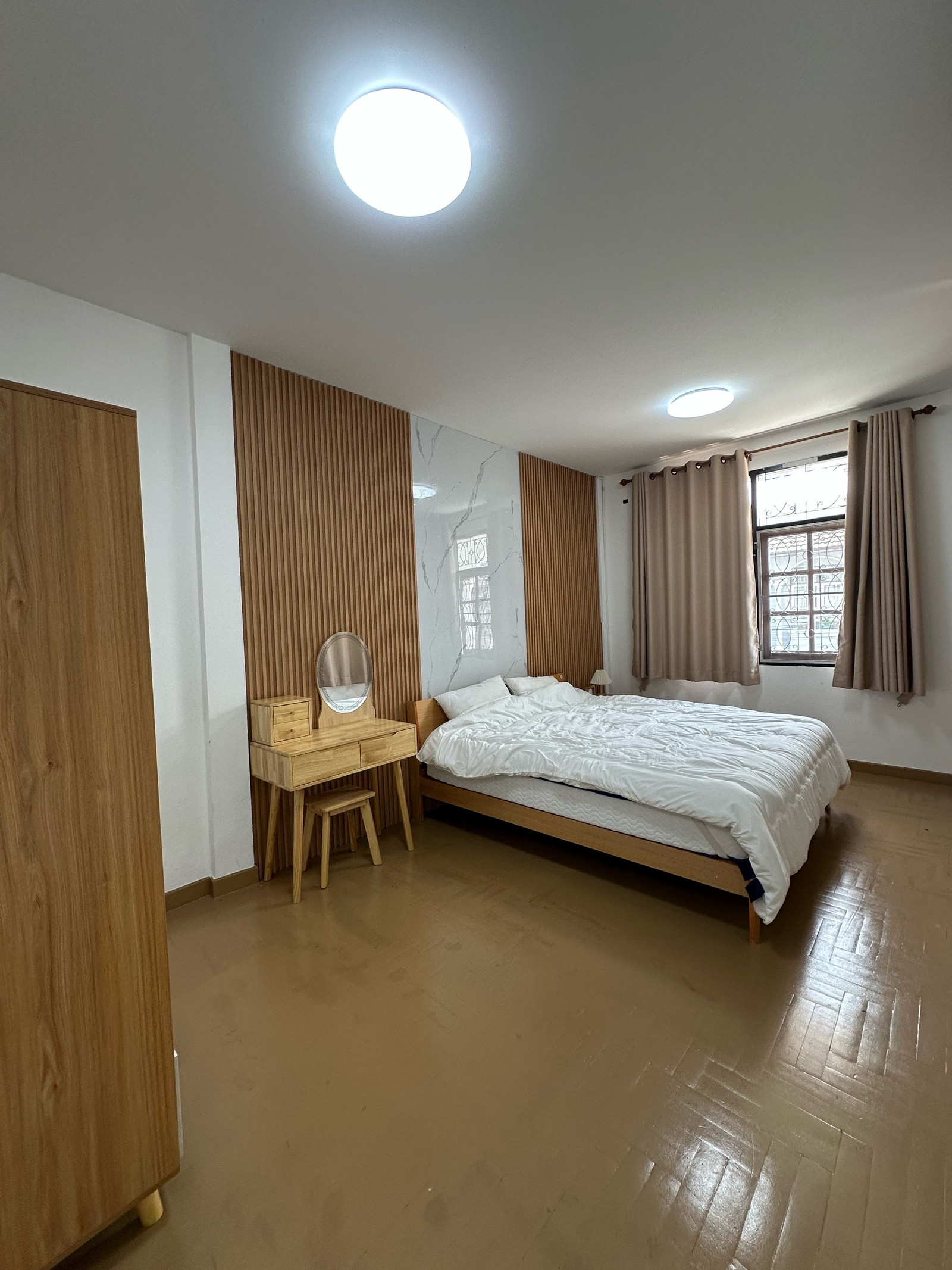 บ้านTown House รัชดา 18 /5 ห้องนอน 3 ห้องน้ำ /60,000 – รูปที่ 3
