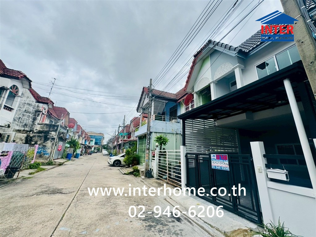 ทาวน์เฮ้าส์ 2 ชั้น 16 ตร.ว. หมู่บ้านประสิทธิ์ เพชรเกษม116 ซอยเพชรเกษม116 ถนนเพชรเกษม ถนนพุทธมณฑลสาย4 เขตภาษีเจริญ กรุงเทพมหานคร 