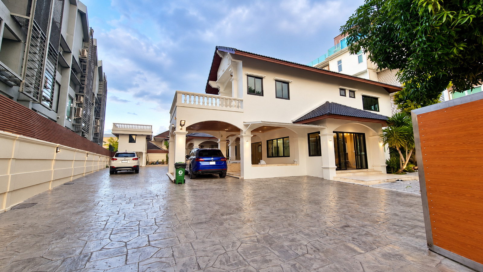 🔥Land of almost 300 sq m in the middle of Sukhumvit! Newly renovated single house, ready to move in, Udomsuk Soi 18, only 45 million. – รูปที่ 3
