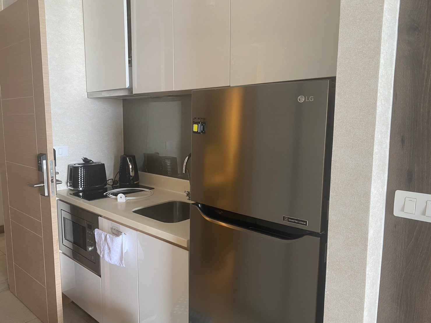 For rent condo The palm wongamt beach front pattaya (S03-1471)  