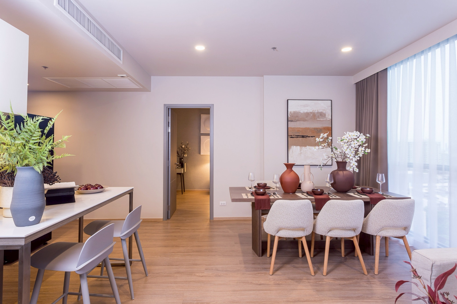 For Sale I The Issara Sathorn (ดิ อิสสระ สาทร) คอนโดหรู ย่านธุรกิจแต่มีความเป็นส่วนตัวสูง – รูปที่ 2