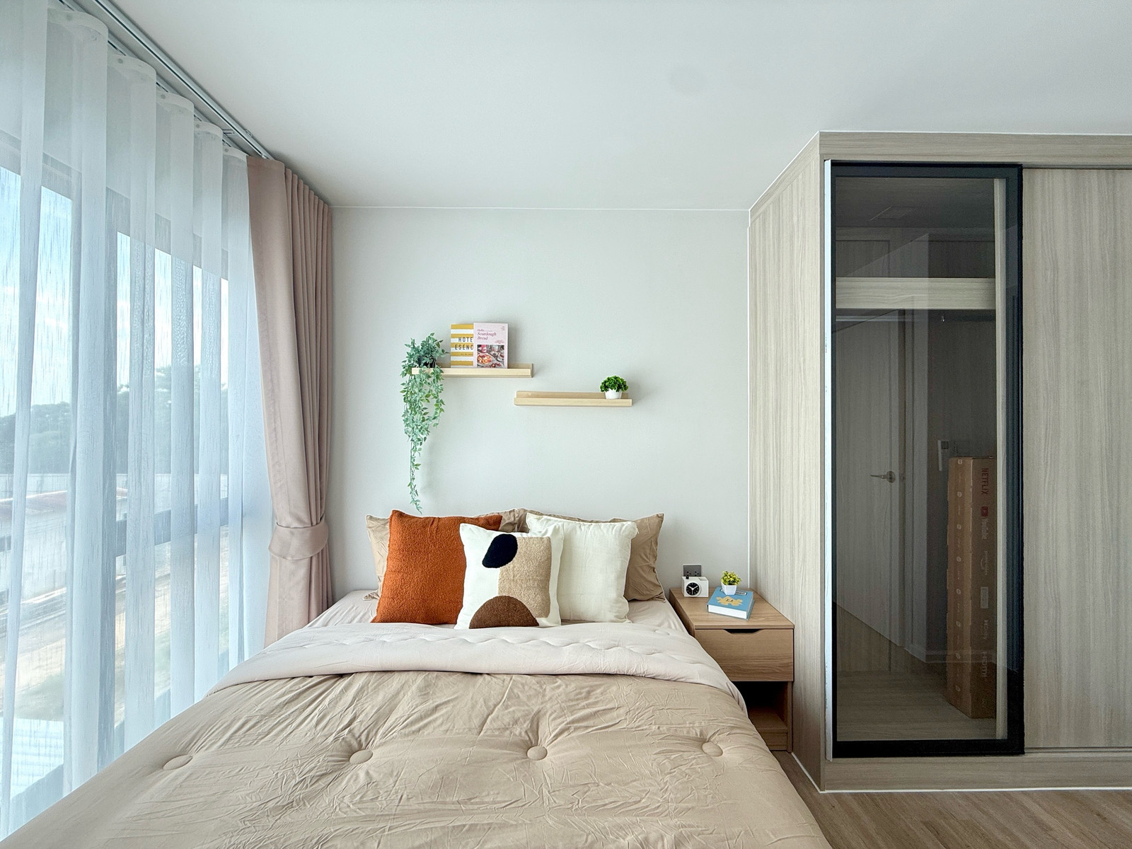 🤍🤍🏢ปล่อยเช่าห้องสวยแต่งครบ  Atmoz Flow Minburi (แอทโมซ โฟลว์ มีนบุรี)🏢🤍🤍  12,000/เดือน