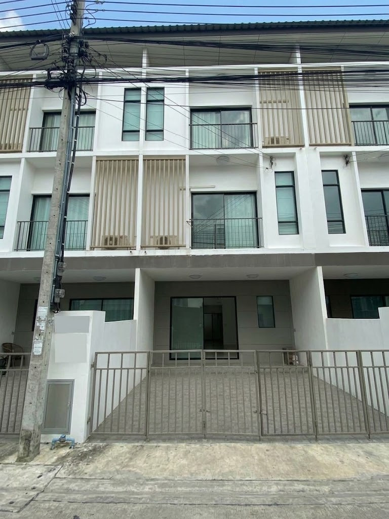 🏠 Rent quickly! Prime location, Rama 9 - Srinakarin, beautiful house, lots of usable space.  Near the community mall and major hospital. – รูปที่ 4
