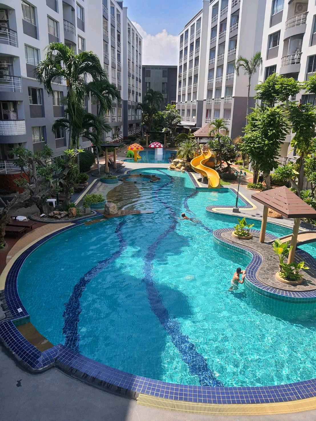 ขาย / เช่า คอนโดหินน้ำทรายสวย หัวหิน ห้องสตูดิโอ ขนาด 42 ต.ร.ม. พร้อมเฟอร์นิเจอร์ วิวทะเล ภูเขา    