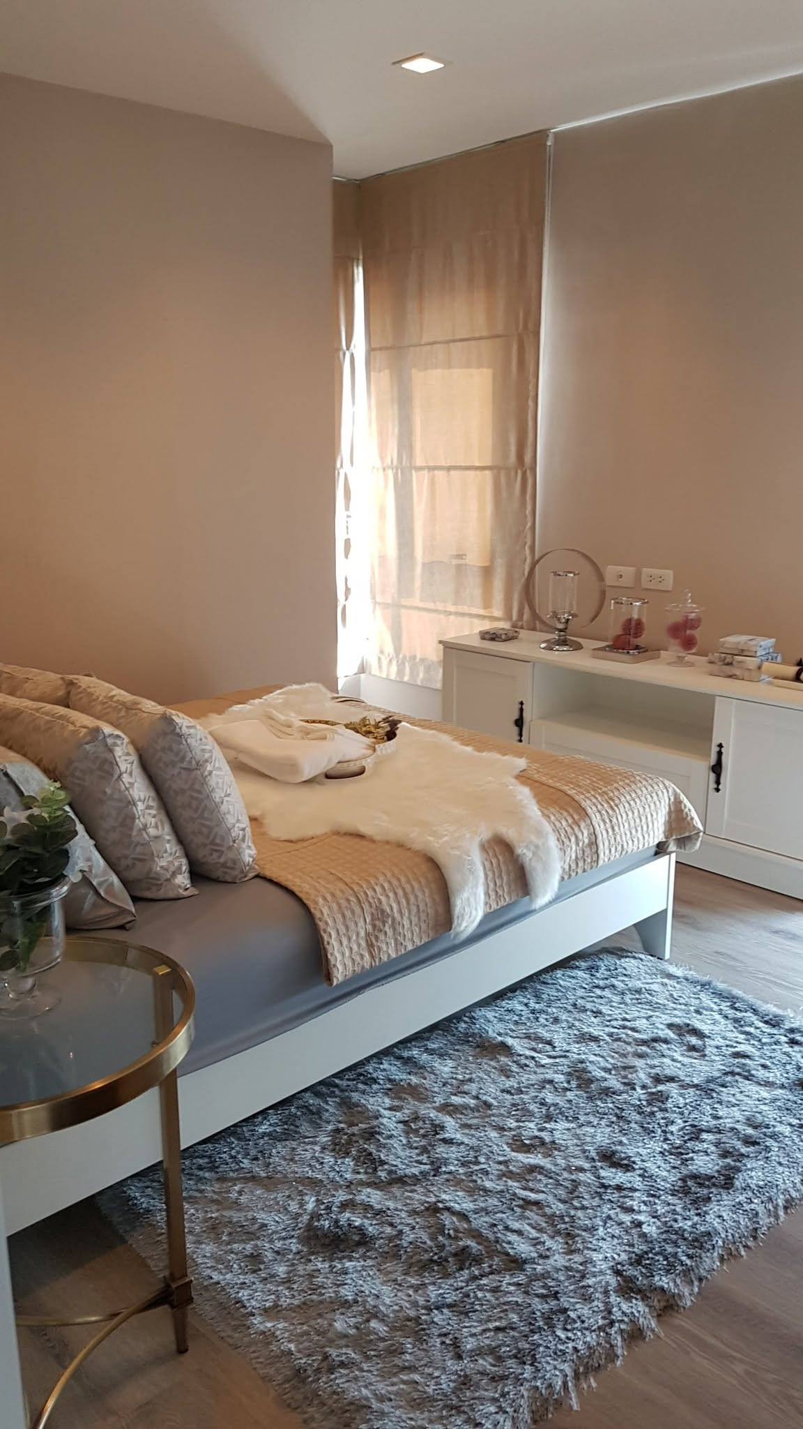 2 ห้องนอน | 1 ห้องน้ำ | 51 ตร.ม. | ชั้น 23 | ห้องมุม ตกแต่งสวย เฟอร์นิเจอร์ครบ