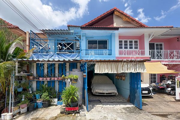 Pruksa 3 Bang Bua Thong, complete extension, good condition, in Soi Wat Lat Pla Duk. Near Central Westgate