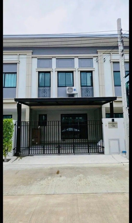 House for rent Townhome Romklao/Townhome Romklao (HR6810013) ID Line : @baan88