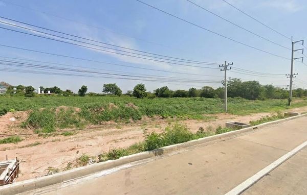 Land for sale in Korat, 155 rai 1 ngan 90.7 sq m, next to Mittraphap Road. Near Bangchak gas station, Tonot-Non Sung