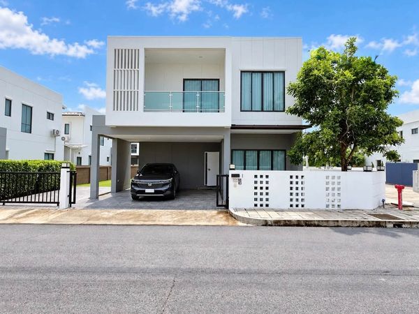 บ้านเดี่ยว หลังใหม่ เฟอร์ใหม่ทั้งหลัง ในโครงการปาล์มวิลล์ สันกำแพง พร้อมอยู่ ตกแต่งใหม่ด้วยเฟอร์ฯคุณภาพดี ทุกชิ้นใหม่ 