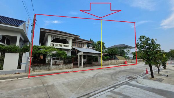 2-storey detached house for sale, 4 bedrooms, 4 bathrooms, with empty land next to the house, total area 130 sq m (2 title deeds next to each other)