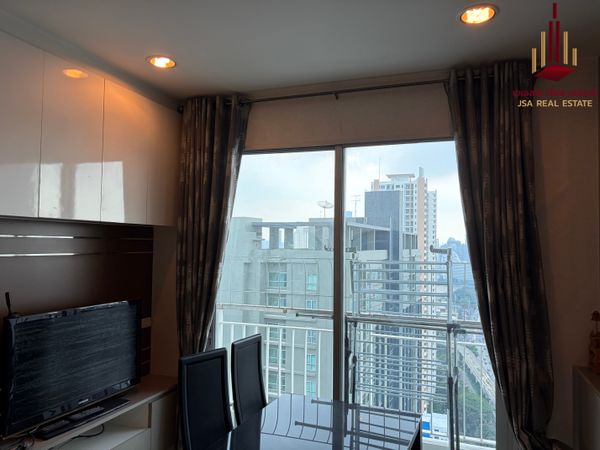 ✨ For Sale: Q House Sathorn Condo ✨ 💰 Only 10,900,000 THB