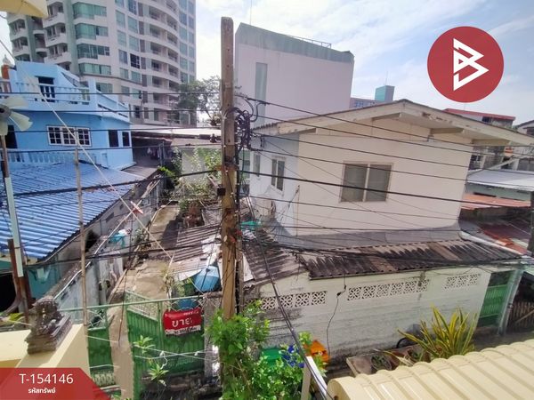 Land for sale with buildings, area 71 sq m, Soi Sathorn 11, Bangkok, good location, through Narathiwat 6.