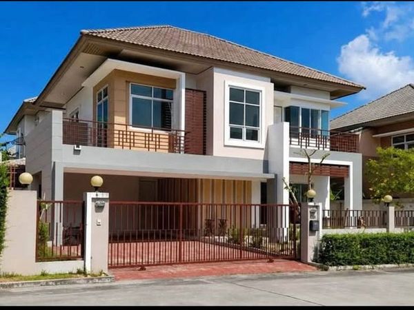 Spacious detached house for rent at Coco Hill, Laem Chabang – 3 bedrooms, located near the industrial estate.