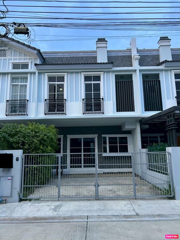 For rent 21 sq m, 3 bedrooms, 3 bathrooms, 2 parking spaces, 2-story townhome, Villaggio 2 Srinakarin, Bangna Km 5.