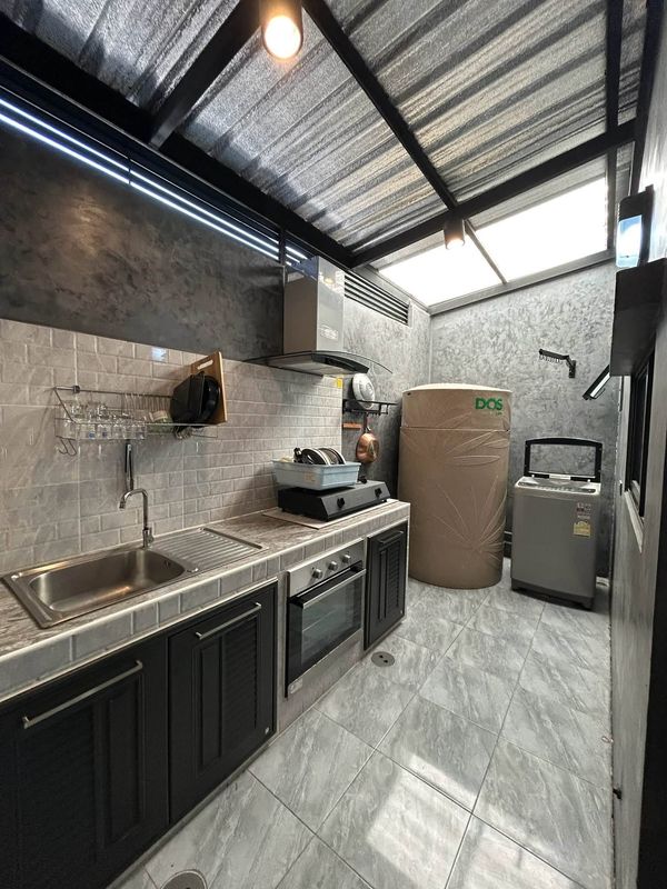For rent 18 sq m, 3 bedrooms, 2 bathrooms, 2-story townhome, Pleno Sukhumvit, Bangna.